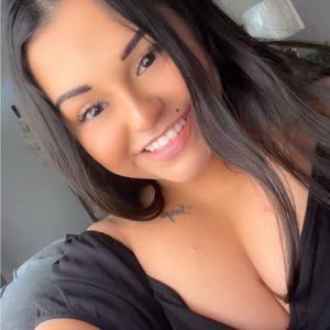 Meet your Posher, Maleyaa